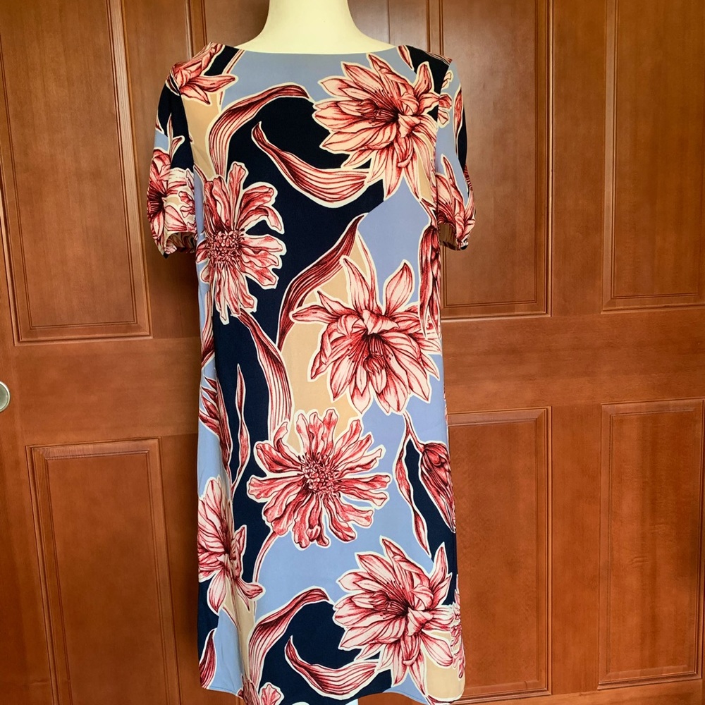 SOLD! Like New - M&S Floral cap-sleeve mini dress - M